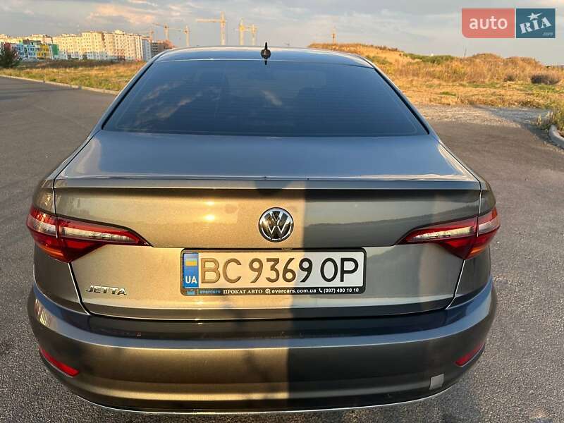 Седан Volkswagen Jetta 2019 в Виннице