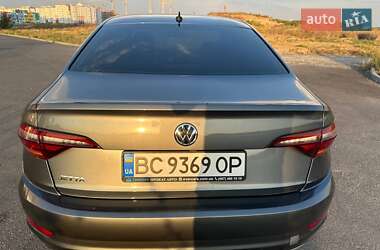 Седан Volkswagen Jetta 2019 в 