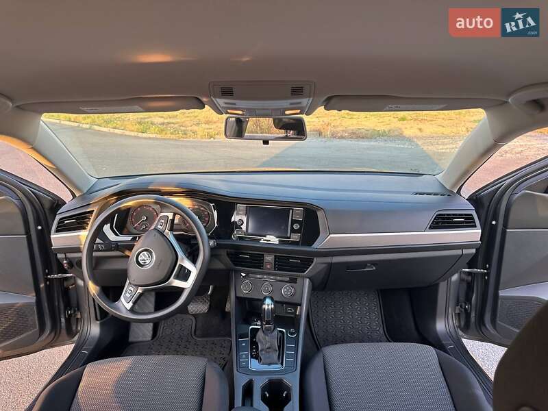Седан Volkswagen Jetta 2019 в Виннице