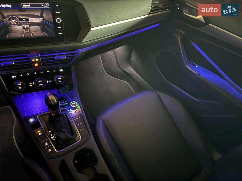 Седан Volkswagen Jetta 2019 в Одессе