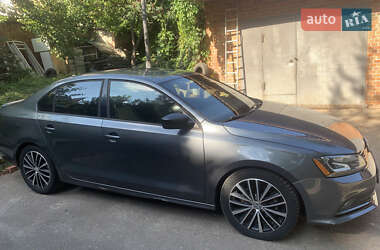 Седан Volkswagen Jetta 2015 в Сумах