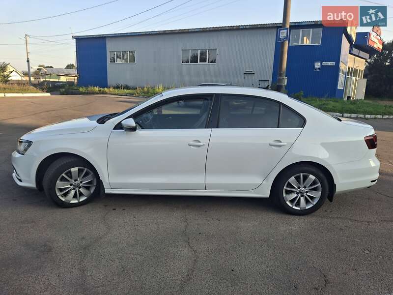 Седан Volkswagen Jetta 2016 в Житомире