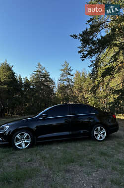 Седан Volkswagen Jetta 2014 в Змиеве