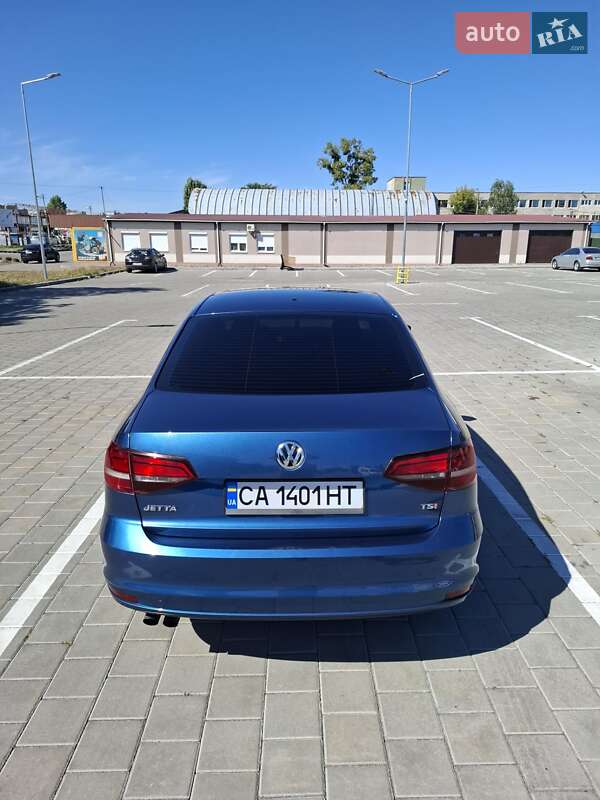 Седан Volkswagen Jetta 2016 в Черкасах