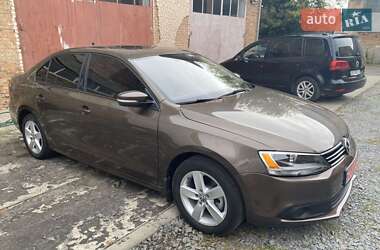 Седан Volkswagen Jetta 2021 в Дубно