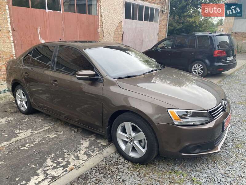 Седан Volkswagen Jetta 2021 в 