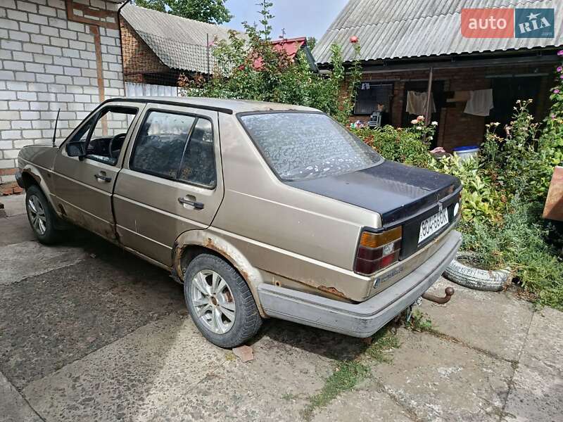 Седан Volkswagen Jetta 1986 в Любашівці