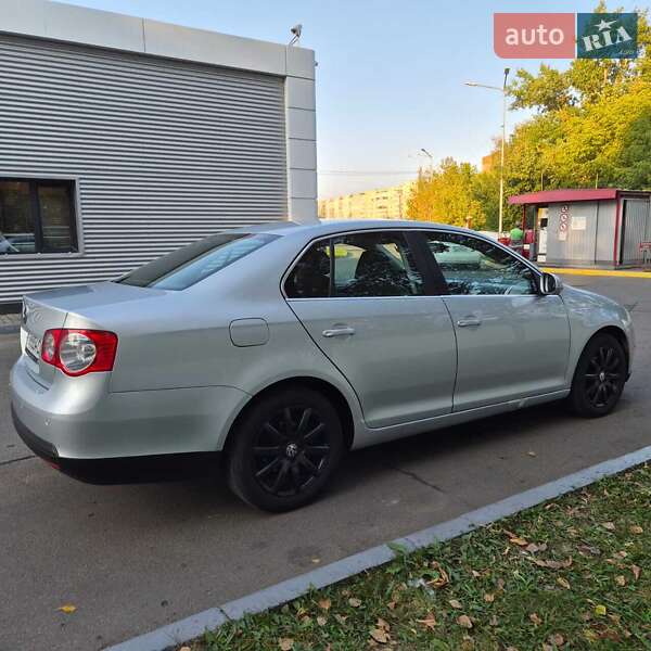 Седан Volkswagen Jetta 2007 в Сумах