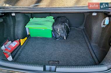 Седан Volkswagen Jetta 2016 в 