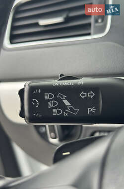 Седан Volkswagen Jetta 2013 в 