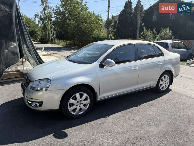 Volkswagen Jetta 2010