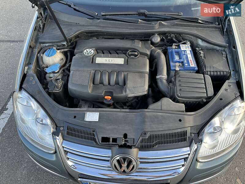 Седан Volkswagen Jetta 2008 в Києві фото 14 Седан Volkswagen Jetta 2008 в Києві
