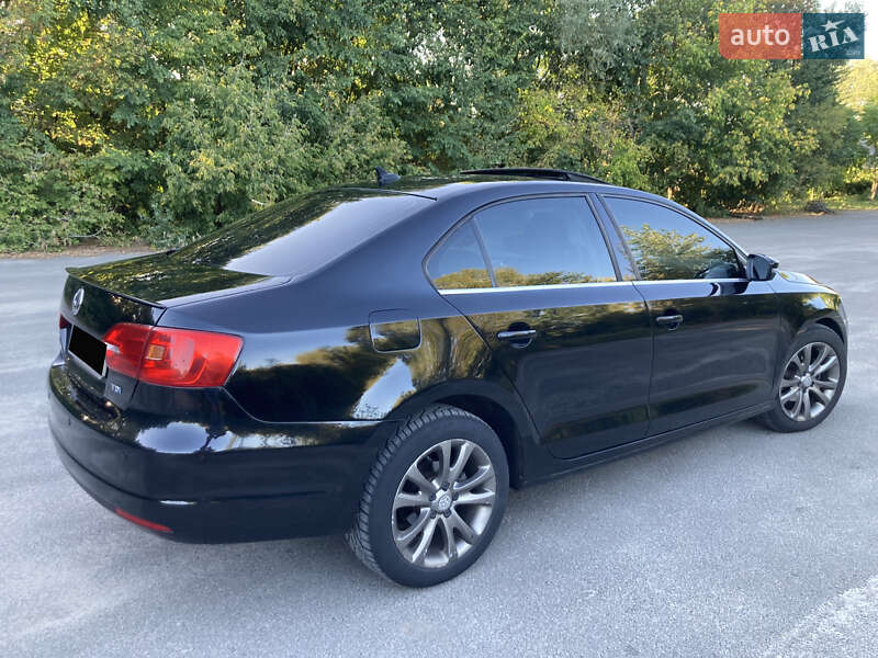 Седан Volkswagen Jetta 2013 в Переяславе