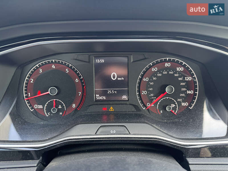 Седан Volkswagen Jetta 2019 в Києві