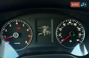 Седан Volkswagen Jetta 2012 в 