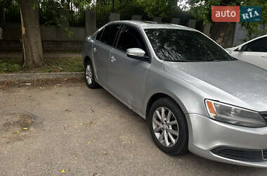 Седан Volkswagen Jetta 2010 в 