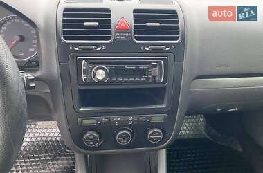 Седан Volkswagen Jetta 2009 в 