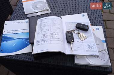 Седан Volkswagen Jetta 2012 в 