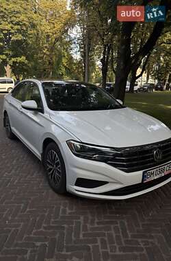 Седан Volkswagen Jetta 2018 в 