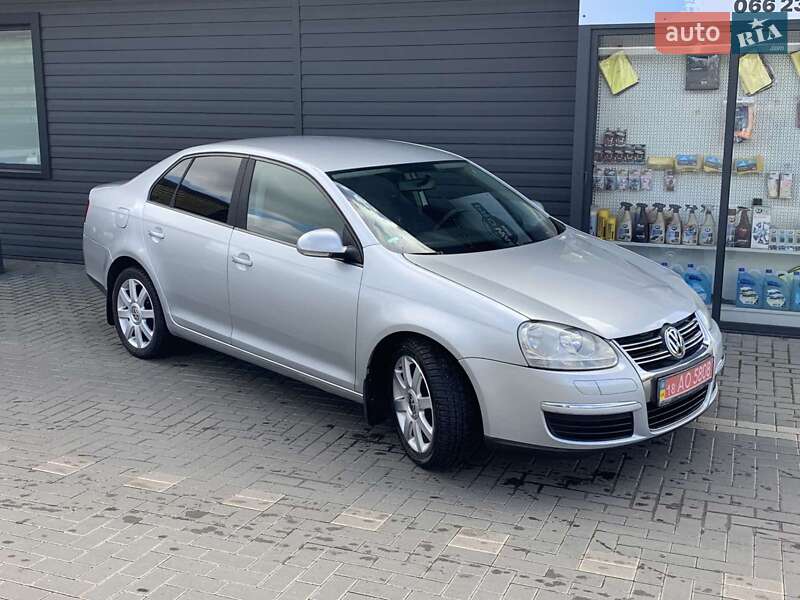 Седан Volkswagen Jetta 2006 в Сарнах фото 8 Седан Volkswagen Jetta 2006 в Сарнах