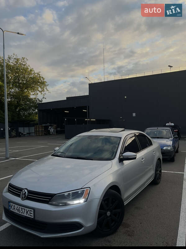 Седан Volkswagen Jetta 2010 в Борисполі