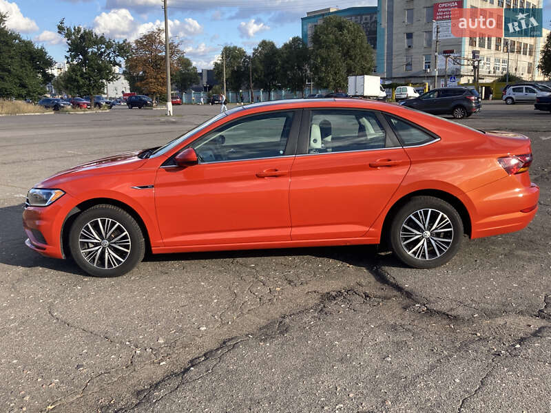 Седан Volkswagen Jetta 2019 в Києві