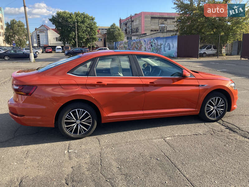 Седан Volkswagen Jetta 2019 в Києві