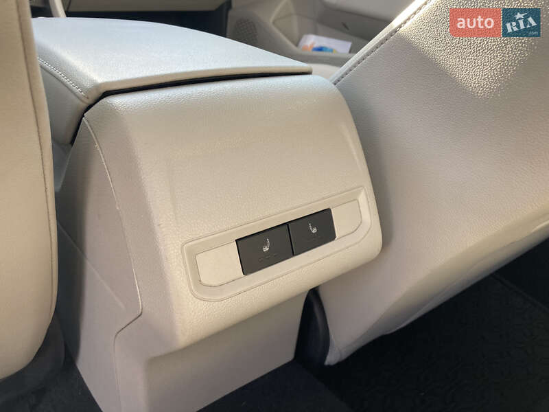 Седан Volkswagen Jetta 2019 в Києві