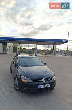 Седан Volkswagen Jetta 2013 в 