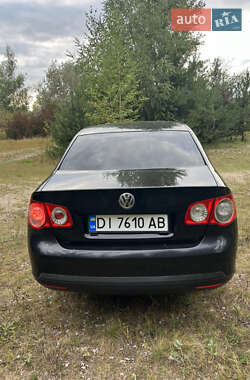 Седан Volkswagen Jetta 2008 в 