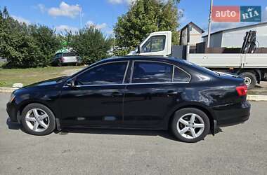 Седан Volkswagen Jetta 2015 в 