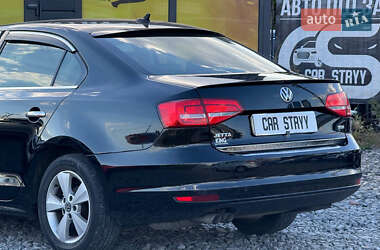 Седан Volkswagen Jetta 2014 в 