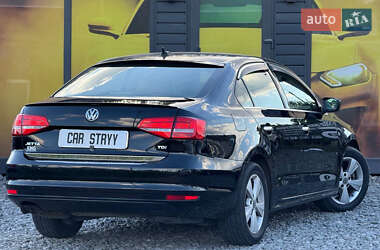 Седан Volkswagen Jetta 2014 в 
