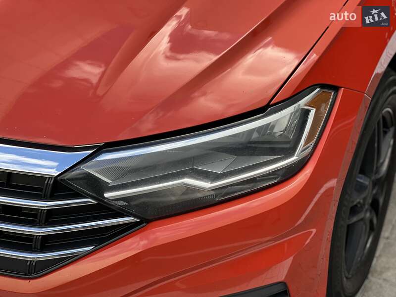 Седан Volkswagen Jetta 2019 в Киеве