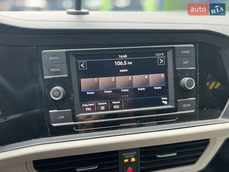 Седан Volkswagen Jetta 2019 в Киеве