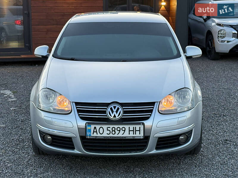 Volkswagen Jetta 2010