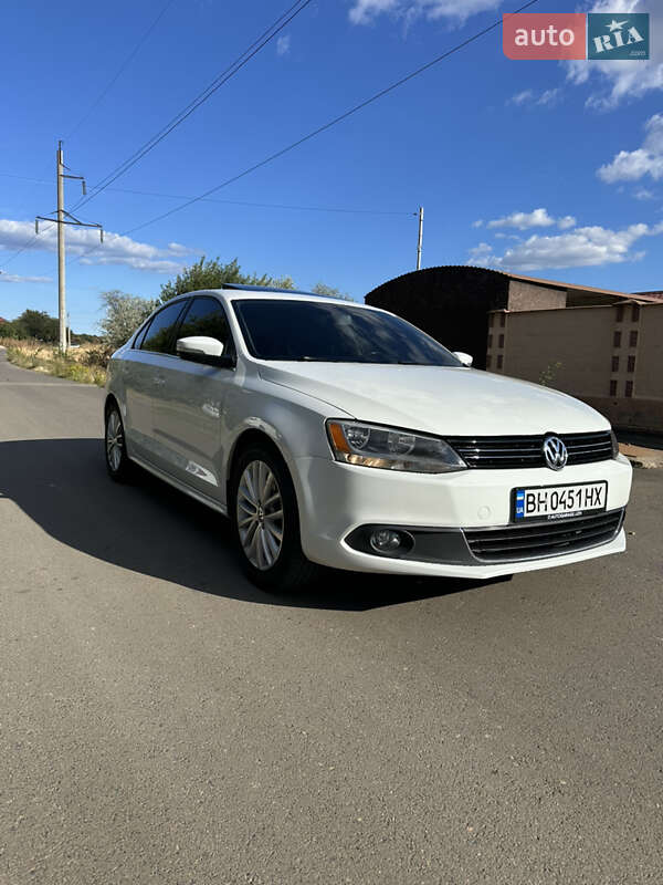 Седан Volkswagen Jetta 2014 в Одесі