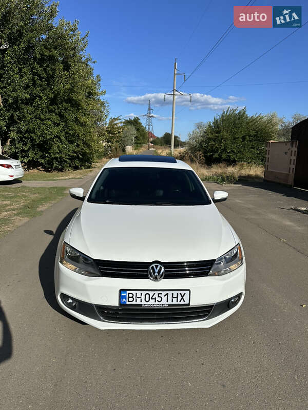Volkswagen Jetta 2014