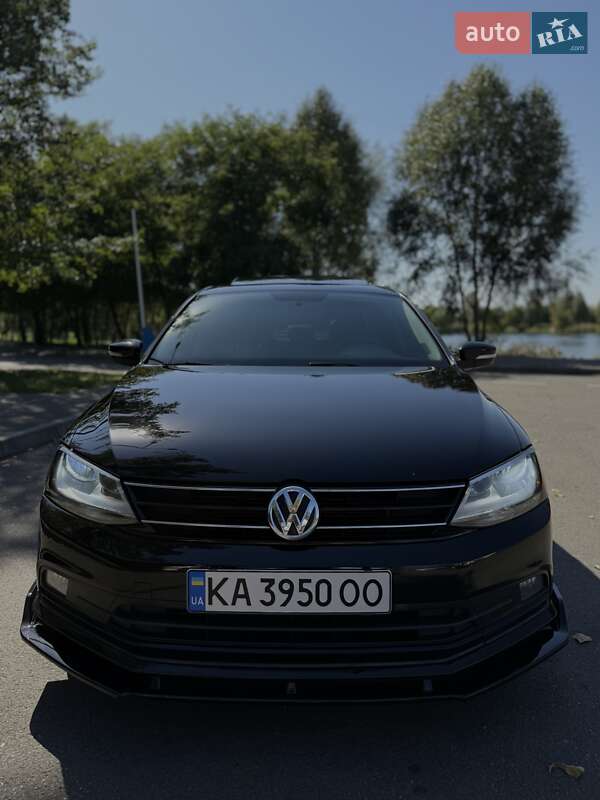 Седан Volkswagen Jetta 2014 в Києві фото 4 Седан Volkswagen Jetta 2014 в Києві