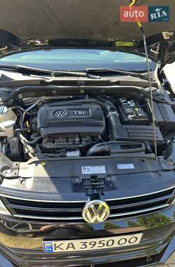 Седан Volkswagen Jetta 2014 в 