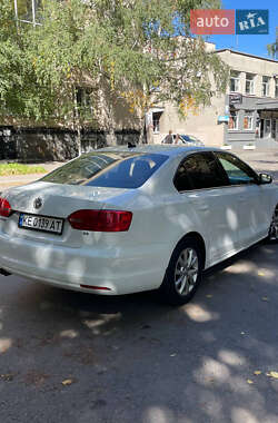 Седан Volkswagen Jetta 2014 в 