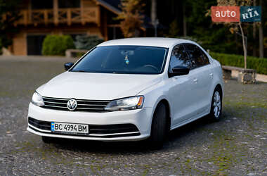 Седан Volkswagen Jetta 2015 в 