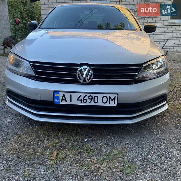 Седан Volkswagen Jetta 2015 в Києві