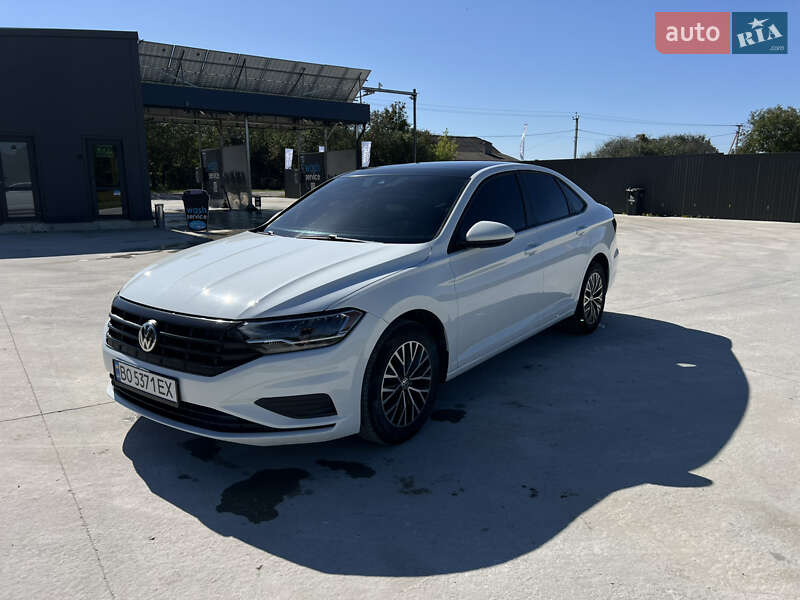 Седан Volkswagen Jetta 2018 в Чорткові