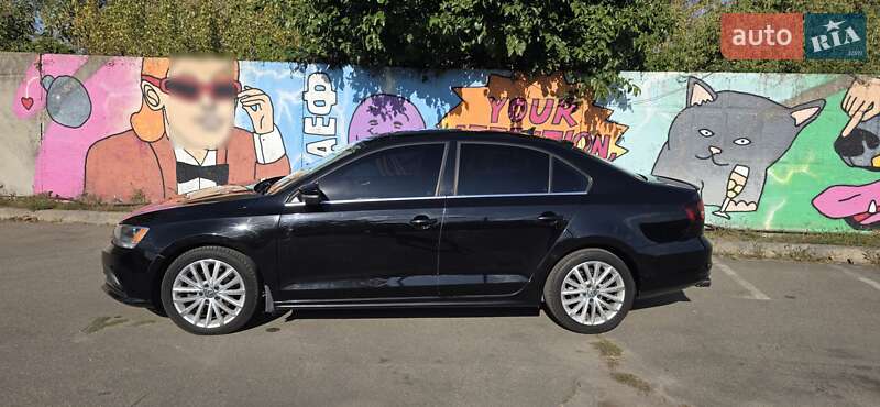 Седан Volkswagen Jetta 2015 в Києві