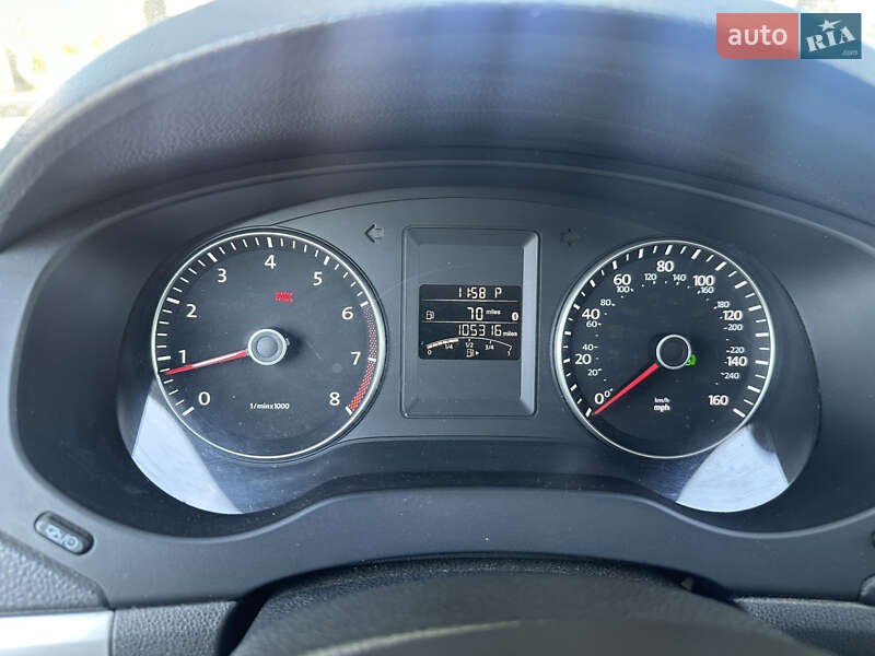 Седан Volkswagen Jetta 2013 в Киеве фото 11 Седан Volkswagen Jetta 2013 в Киеве
