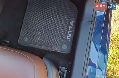 Седан Volkswagen Jetta 2014 в 