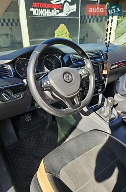 Седан Volkswagen Jetta 2016 в Марганце