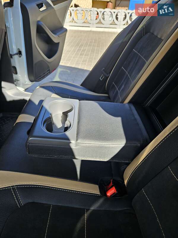 Седан Volkswagen Jetta 2016 в Марганці