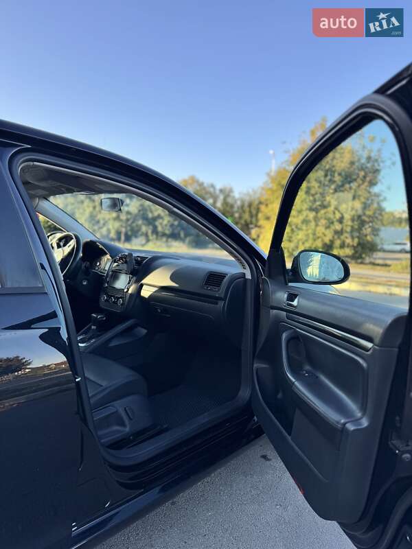 Седан Volkswagen Jetta 2009 в Буче фото 14 Седан Volkswagen Jetta 2009 в Буче
